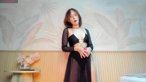 Maddy3 online show from 11/08/25, 12:11