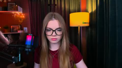 maddy moah online show from 04/22/26, 04:59