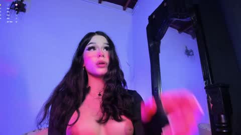 maddy_rios online show from 01/11/25, 06:35