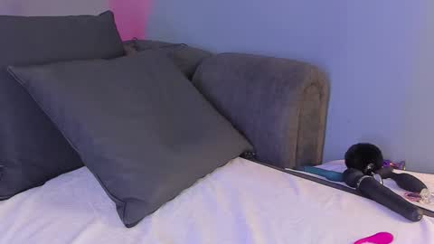 Snapshot of maddy_walker chatting on 01/15/25, 03:11 Maddy online show from 01/15/25, 03:11