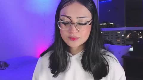   Please followme and rate me your thumbs up online show from 10/24/25, 01:03