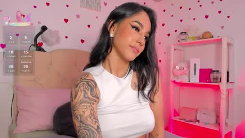 Snapshot of maddyyboobs chatting on 02/17/26, 08:59 Maddison online show from 02/17/26, 08:59