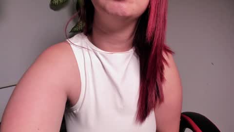 Madelaine  online show from 01/27/25, 09:34