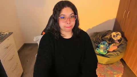 Snapshot of madelaine_taylor chatting on 09/27/25, 11:26 madelaine_taylor online show from 09/27/25, 11:26