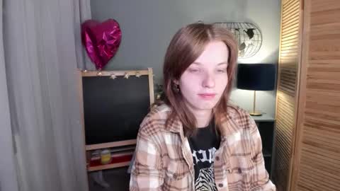 madelaines online show from 10/17/25, 11:24