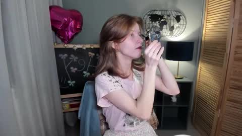 madelaines online show from 11/12/25, 10:04