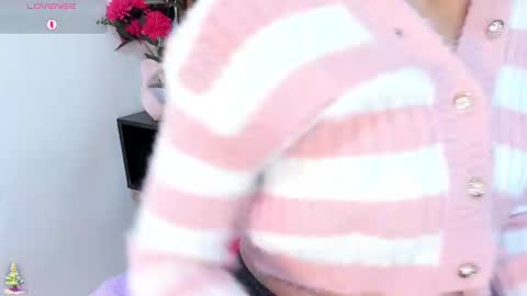 Snapshot of madelin_clerk chatting on 12/21/24, 01:42 Madelin Clerk online show from 12/21/24, 01:42