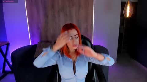 Snapshot of madelinefox_ chatting on 02/19/25, 08:01 Madeline online show from 02/19/25, 08:01