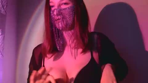 mademoiselle_mystique online show from 11/05/25, 09:15