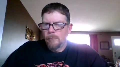 Snapshot of madhatter72 chatting on 10/30/25, 03:57 Madhatter72 online show from 10/30/25, 03:57