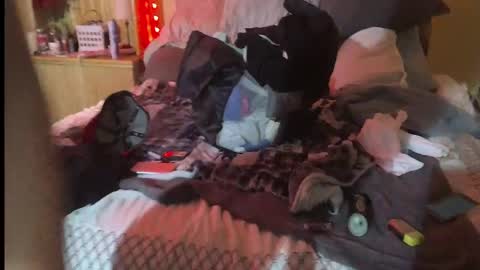 Madie Ray online show from 04/15/26, 07:26