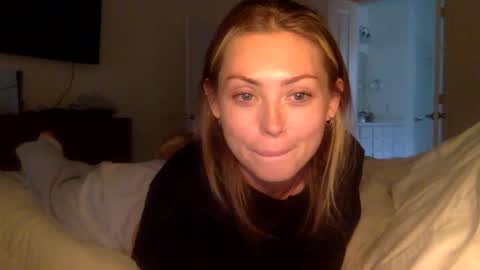 mari rose online show from 11/01/25, 10:23