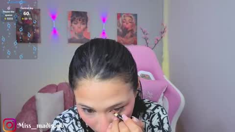 Snapshot of madison__beer chatting on 05/12/26, 08:50 Madison online show from 05/12/26, 08:50