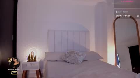 Valentina   1030   530  -  online show from 12/31/24, 05:44