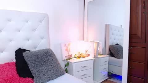 Jenny  online show from 01/28/25, 03:57