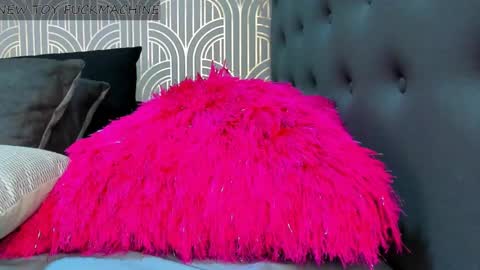   online show from 01/10/25, 02:35