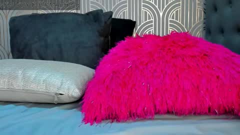   online show from 01/11/25, 02:30