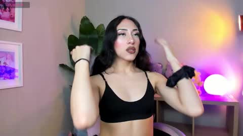 madison_rey__ online show from 11/24/25, 04:45