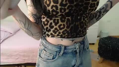 madison  online show from 01/15/25, 03:43