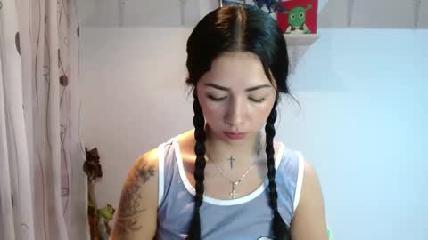 Snapshot of madisoncambel chatting on 12/27/24, 02:14 Madison Cambel online show from 12/27/24, 02:14