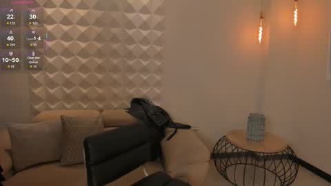 Maddi Collins online show from 10/13/25, 08:09