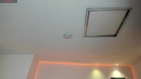 Maddi Collins online show from 02/11/26, 07:08