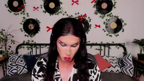 madisonesprit online show from 04/19/26, 03:11