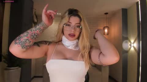 Madison Kane online show from 12/03/25, 11:08