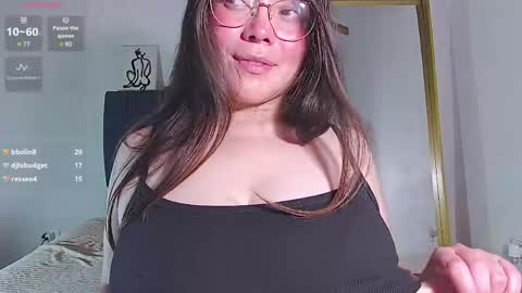 Snapshot of madisonrogers1 chatting on 05/03/26, 08:31 Madison Rogers online show from 05/03/26, 08:31