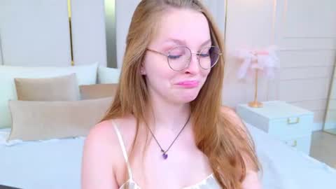 Maddy online show from 06/17/26, 05:21