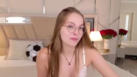 Maddy online show from 07/05/26, 05:14
