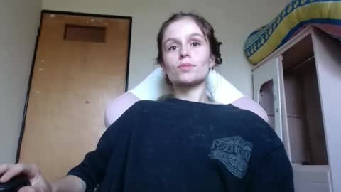 Snapshot of madisonthomas18 chatting on 02/10/26, 10:36 My name is madi Lushdomi is activeThere are legends that in this room all your wishes can come true Private is Open online show from 02/10/26, 10:36