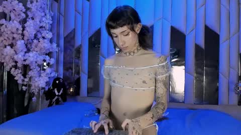  Madison  online show from 11/07/25, 03:34