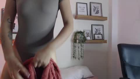    online show from 04/18/26, 06:56