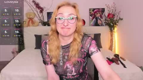 Madisson online show from 09/26/25, 02:26