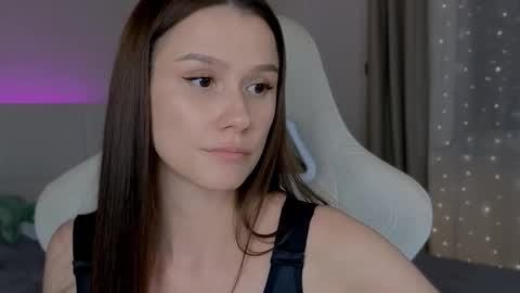 Madi Soon online show from 10/07/25, 06:27