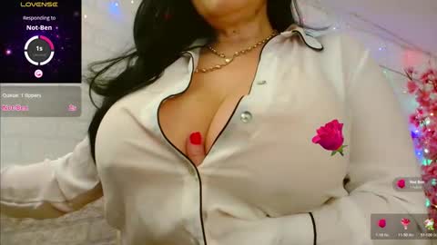 Leena online show from 02/15/26, 03:31