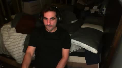 Snapshot of madmax0133 chatting on 02/17/26, 11:11 Guigui online show from 02/17/26, 11:11