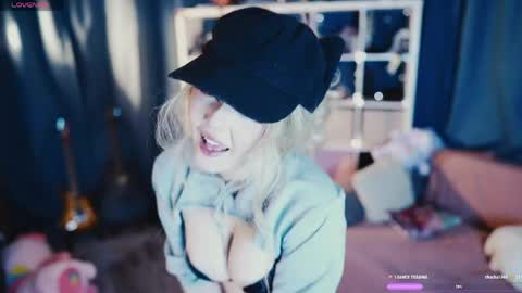 Snapshot of madnessalise chatting on 06/03/26, 02:44 Alice online show from 06/03/26, 02:44