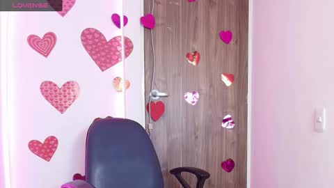 mady  online show from 02/27/25, 06:40