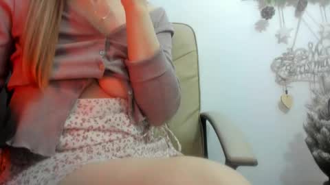 Mara online show from 12/26/24, 06:12