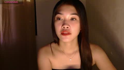 Snapshot of mae_luna chatting on 07/06/26, 12:07 mae_luna online show from 07/06/26, 12:07