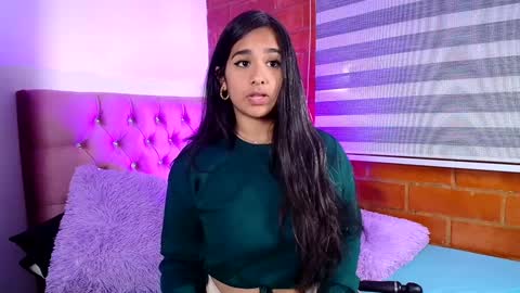 Snapshot of maeena chatting on 12/10/24, 05:44 maeena online show from 12/10/24, 05:44