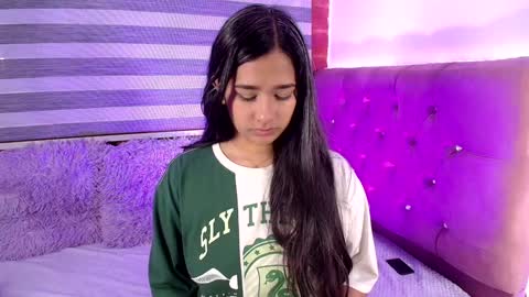 Snapshot of maeena chatting on 02/03/25, 02:55 maeena online show from 02/03/25, 02:55