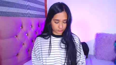 Snapshot of maeena chatting on 03/10/25, 05:50 maeena online show from 03/10/25, 05:50