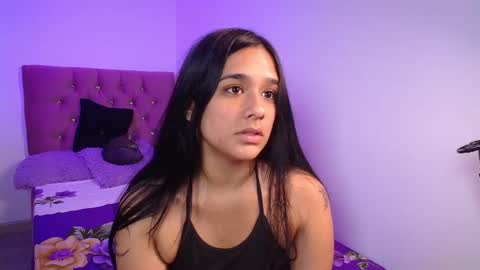 Snapshot of maeena chatting on 12/03/25, 02:30 maeena online show from 12/03/25, 02:30