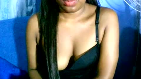 MaelahLove online show from 12/10/24, 05:28