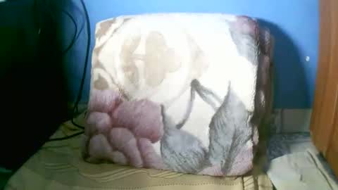 MaelahLove online show from 03/26/26, 02:06