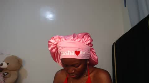 Snapshot of maelys_ta chatting on 06/15/26, 01:52 maelys_ta online show from 06/15/26, 01:52