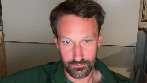 Snapshot of maenu_69 chatting on 10/03/25, 09:34 maenu_69 online show from 10/03/25, 09:34